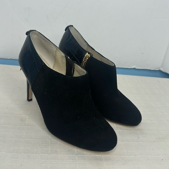 Michael Kors Sammy Ankle Boots size 7 - Picture 2 of 12